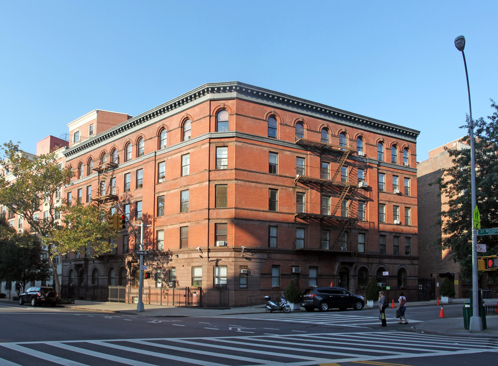 171 Saint Nicholas Ave in New York, NY - Foto de edificio