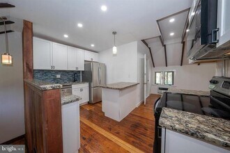 809 Mill Rd in Bryn Mawr, PA - Building Photo - Building Photo