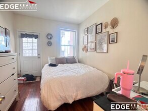 53 Brackett St, Unit 2 in Boston, MA - Building Photo - Building Photo