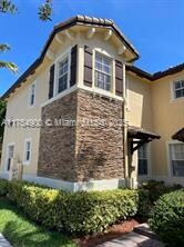 9227 SW 227th St in Cutler Bay, FL - Building Photo