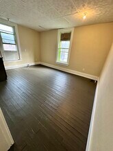 735 Fountain Sq, Unit 735 Downstairs in Zanesville, OH - Building Photo - Building Photo