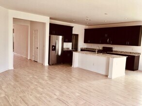 300 Pelipa Dr in Queen Creek, AZ - Building Photo - Building Photo
