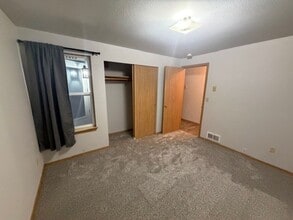 10421 Lundeen Rd SW in Rochester, WA - Building Photo - Building Photo