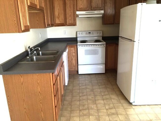 1620 Winchester Dr in Elko, NV - Building Photo - Building Photo