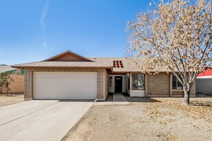 840 S 21st St in Mesa, AZ - Building Photo