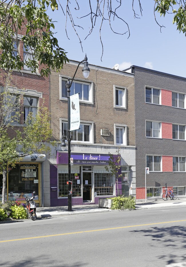 3901 Sainte-Catherine Rue E