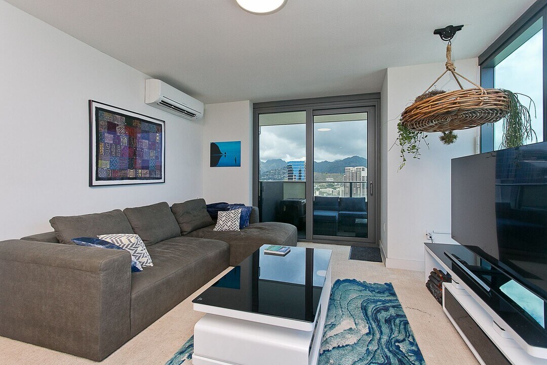 600 Ala Moana Blvd in Honolulu, HI - Building Photo