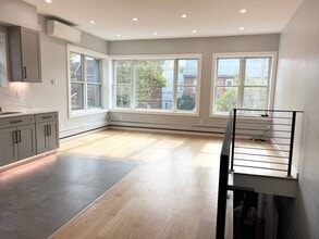 945 77th St in Brooklyn, NY - Building Photo - Building Photo