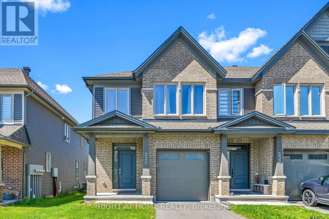 530 Muscari St in Ottawa, ON - Building Photo
