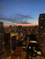 30 E Huron St, Unit 3805 in Chicago, IL - Building Photo