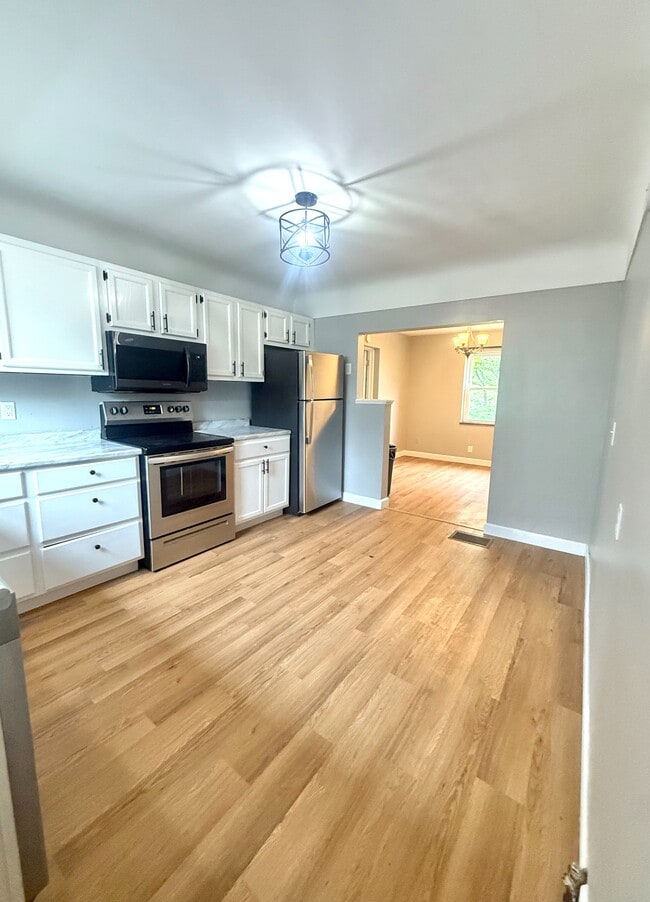 property at 1131 Wilmont Ct