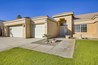 79190 Latigo Cir in La Quinta, CA - Building Photo - Building Photo