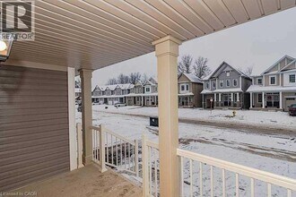101 Esther Cres in Thorold, ON - Building Photo - Building Photo