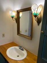 5 Berry Ct, Unit 5A in Milford, NH - Building Photo - Building Photo