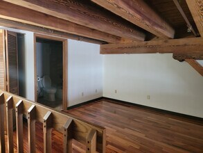 1545 Arboretum Dr, Unit 313 in Oshkosh, WI - Building Photo - Building Photo