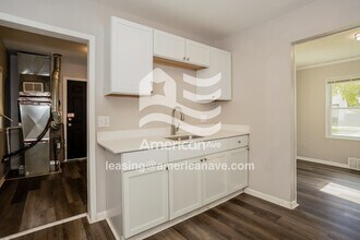 7204 Prospect Ave in Warren, MI - Foto de edificio - Building Photo