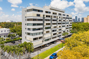 Coral Way Tower Condominium in Miami, FL - Building Photo
