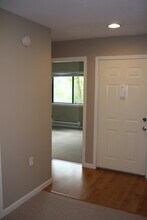 10232 SE Talbert St in Happy Valley, OR - Foto de edificio - Building Photo