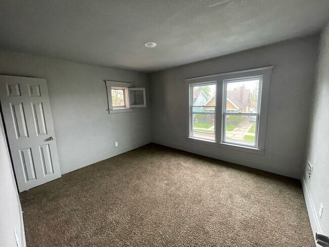 2651 Vicksburg St in Detroit, MI - Building Photo - Building Photo
