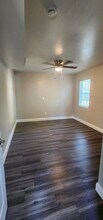 6914 Gonzales St in Houston, TX - Building Photo - Building Photo