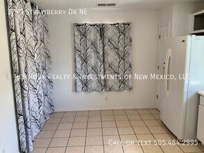 1780 Strawberry Dr NE in Rio Rancho, NM - Building Photo - Building Photo