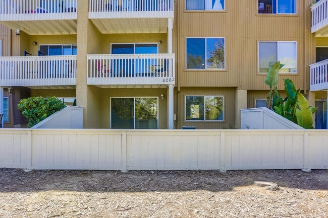 property at 4262 Mesa Vista Way