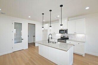 10424 Tierra Santa in Amarillo, TX - Building Photo - Building Photo