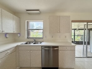 716 Caribou Dr in Kissimmee, FL - Building Photo - Building Photo