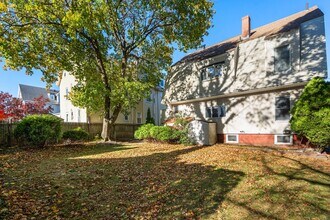 76 Dexter Ave in Watertown, MA - Building Photo - Building Photo