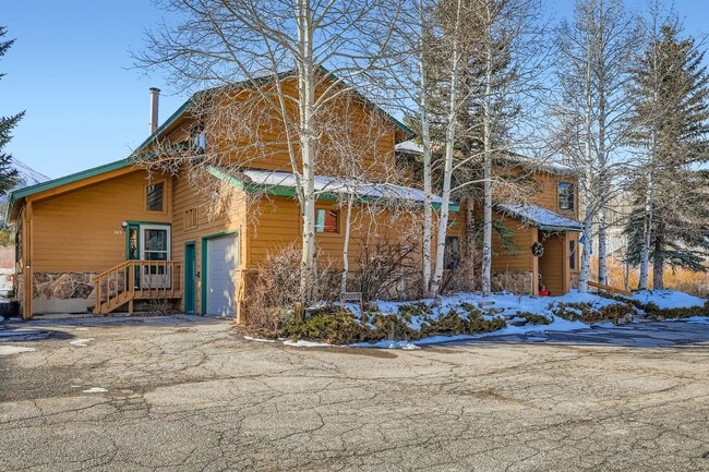 345 N Chipmunk Cir in Silverthorne, CO - Building Photo - Building Photo
