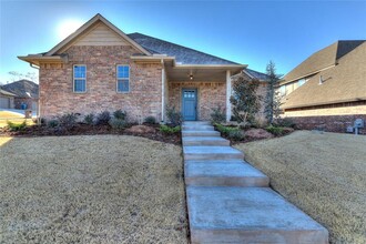 2316 Animada Pl in Edmond, OK - Building Photo - Building Photo