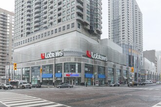 Royal Pinnacle in Toronto, ON - Building Photo - Building Photo