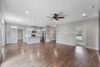 4464 Goldfinch Way in Crestview, FL - Building Photo - Building Photo