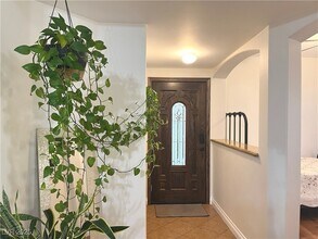 6201 E Lake Mead Blvd in Las Vegas, NV - Building Photo - Building Photo