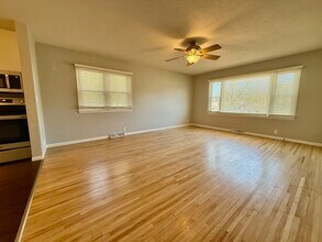 2808 W 9th St in Waterloo, IA - Building Photo - Building Photo