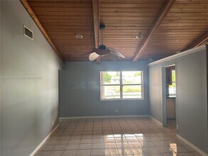 1107 SW 83rd Ave in North Lauderdale, FL - Building Photo - Building Photo