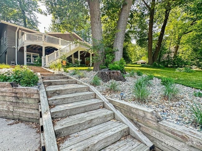 6710 Hopi Rd in Chanhassen, MN - Building Photo - Building Photo