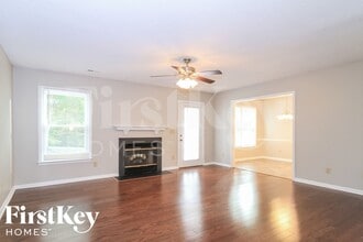 5909 Running Ridge Rd in Greensboro, NC - Building Photo - Building Photo