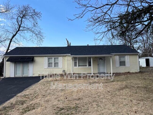 10261 Imperial Dr in St. Louis, MO - Building Photo - Building Photo