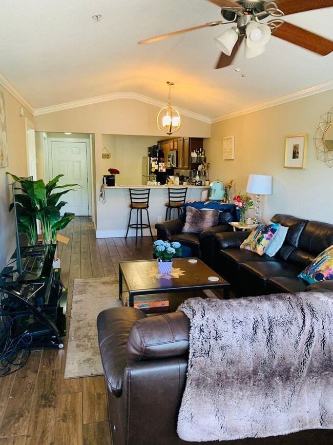 property at 607 W Glenn Ave