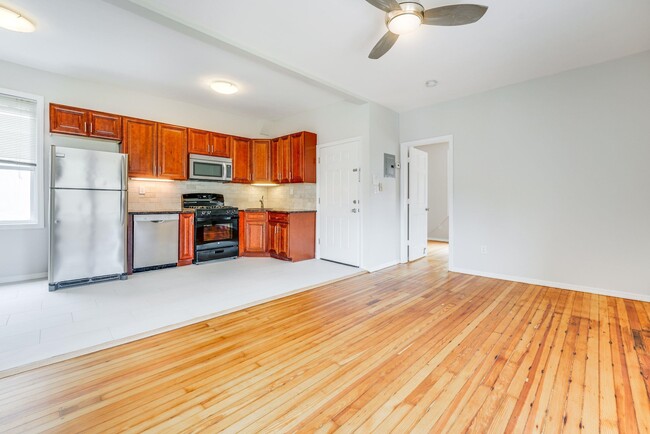 property at 27 Marion Pl