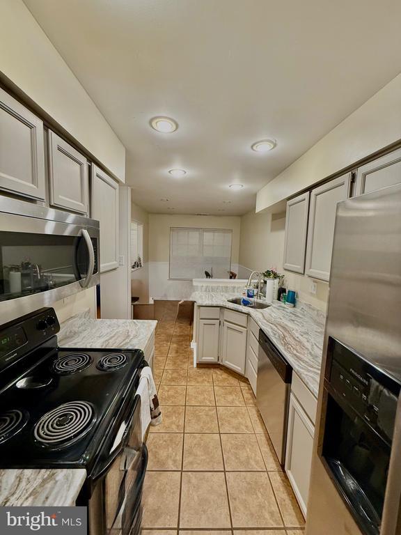 212 Nottingham Ct in Chester Heights, PA - Building Photo - Building Photo