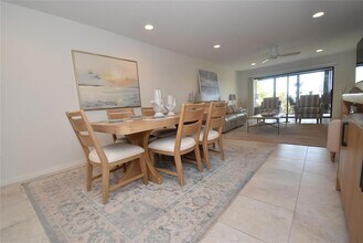 1510 Pelican Point Dr, Unit BA168 in Sarasota, FL - Building Photo - Building Photo