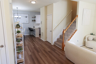 1941 Camelia Ct in Odenton, MD - Building Photo - Building Photo