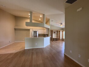 200 Mirabella Cir in Venice, FL - Building Photo - Building Photo