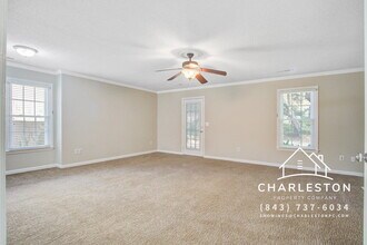 978 Governors Rd in Mount Pleasant, SC - Foto de edificio - Building Photo