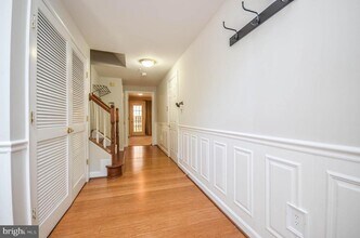 13776 Lambertina Pl in Rockville, MD - Building Photo - Building Photo