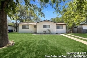 4110 Tropical Dr in San Antonio, TX - Building Photo - Building Photo