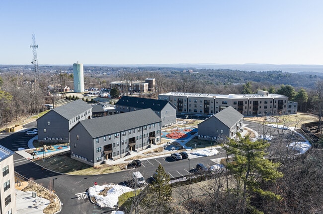 Golden Hill in Kingston, NY - Building Photo - Building Photo