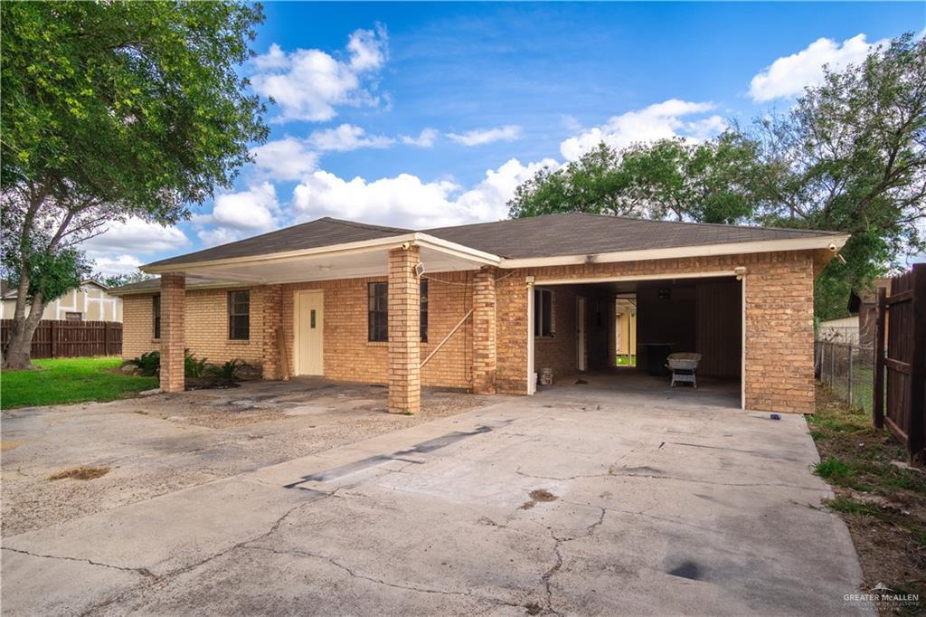 3109 Raul Gonzalez Dr in Mercedes, TX - Building Photo